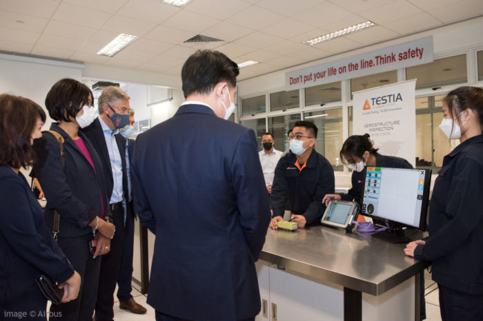 Demonstration of Testia's SmartUE1 at ITE Singapore